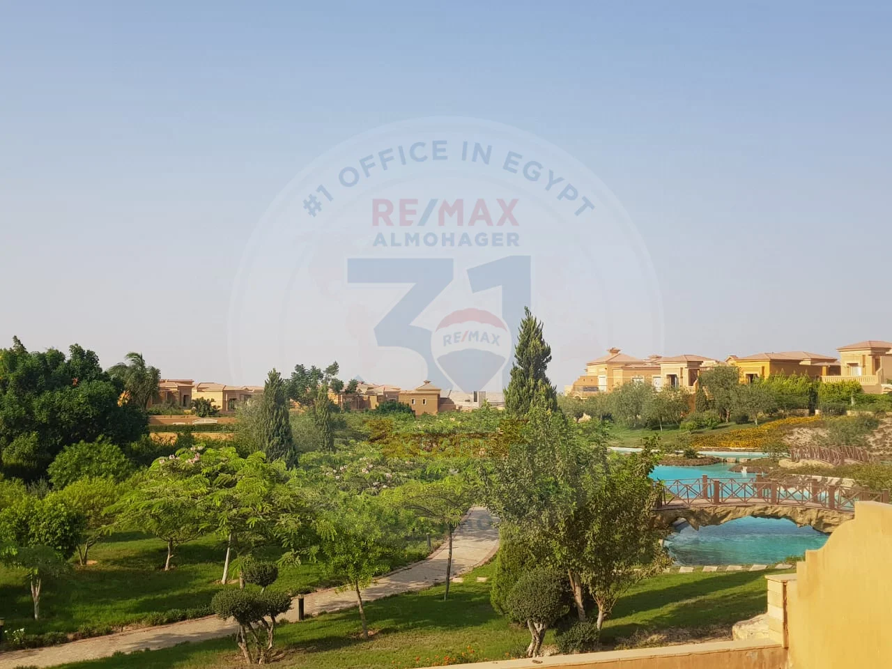 Villafor sale in sheikh zayed