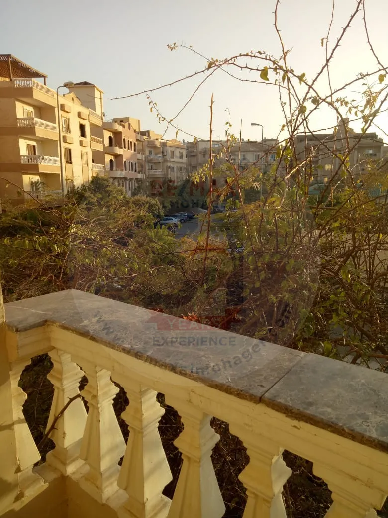 Apartment for sale in Sheikh Zayed 240m