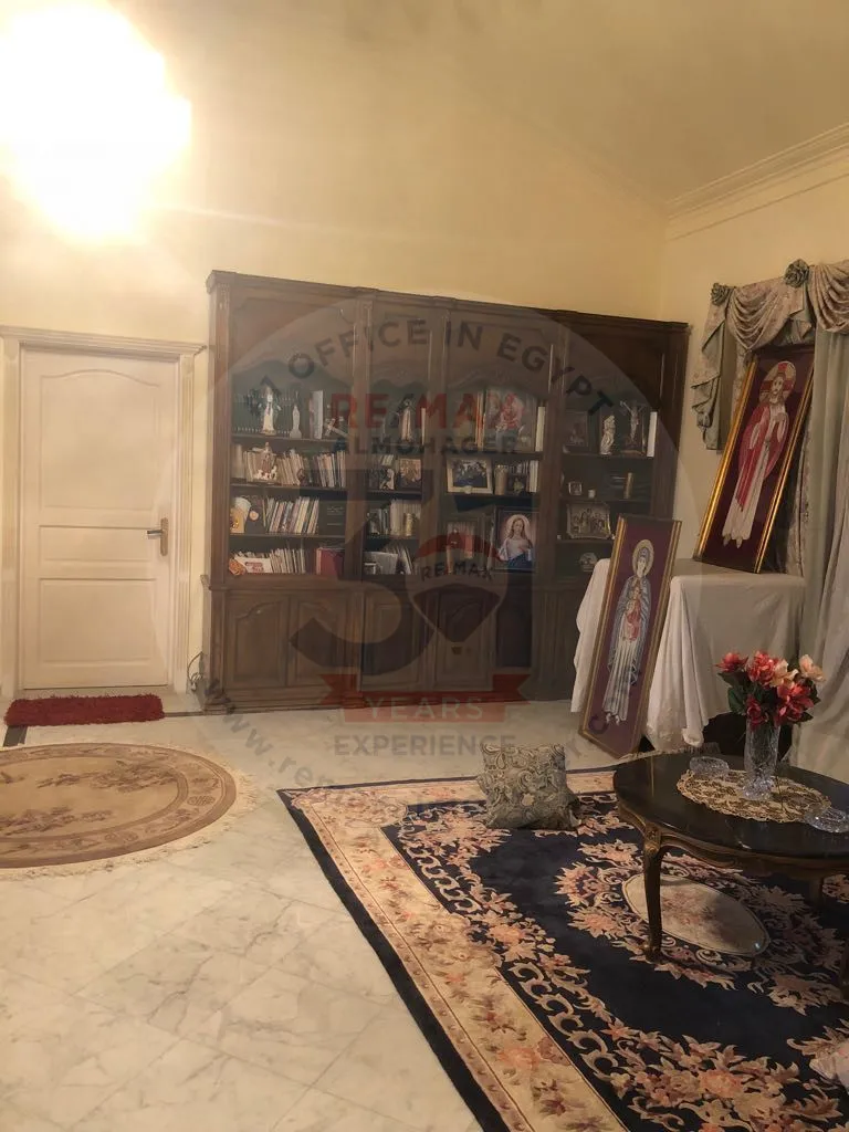 فيلا مسقلة للبيع في كمباوند الربوه في الشيخ زايد