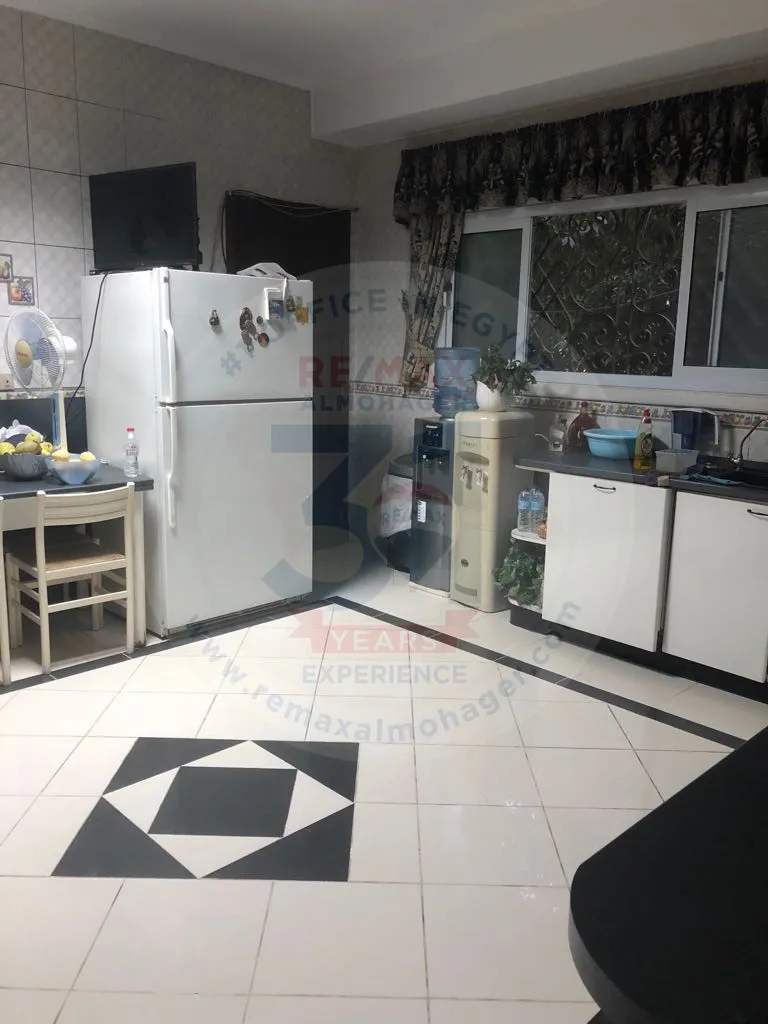 فيلا مسقلة للبيع في كمباوند الربوه في الشيخ زايد