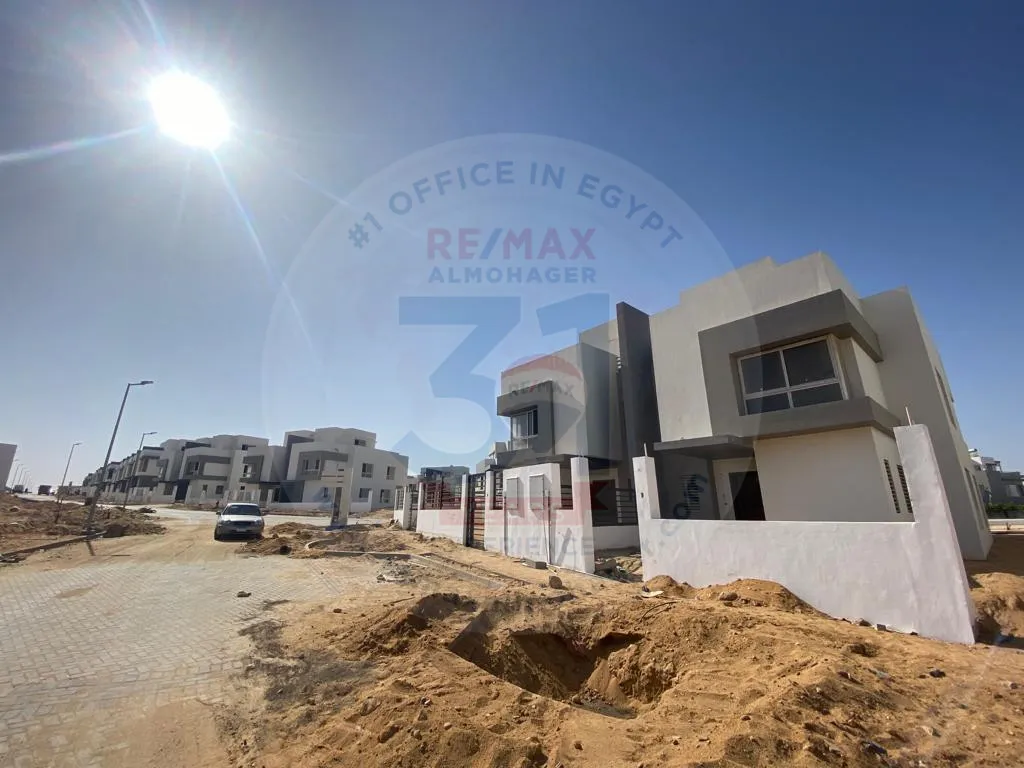 Town House for Sale in 5th settlement
