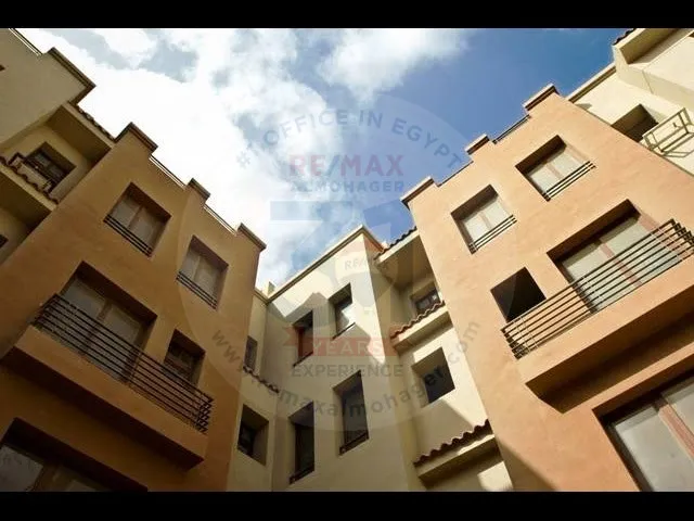 بنتهاوس للبيع في كمبوند كازا الشيخ زايد 299م