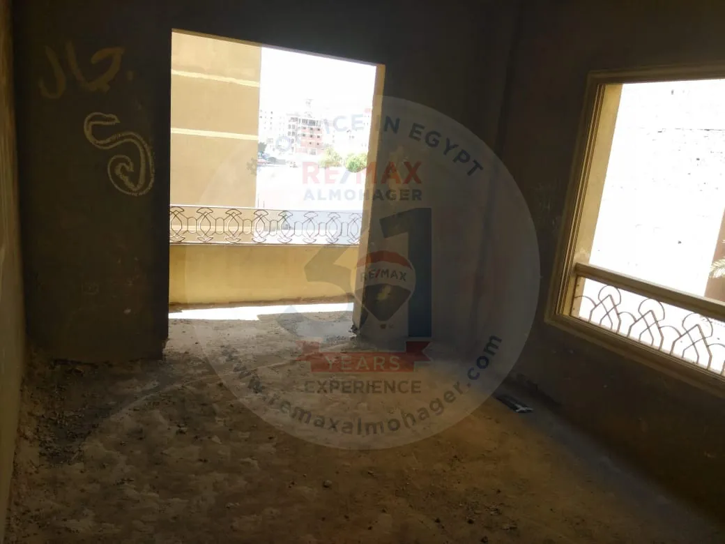 شقة مذهلة للبيع في المقطم الهضبة الوسطي