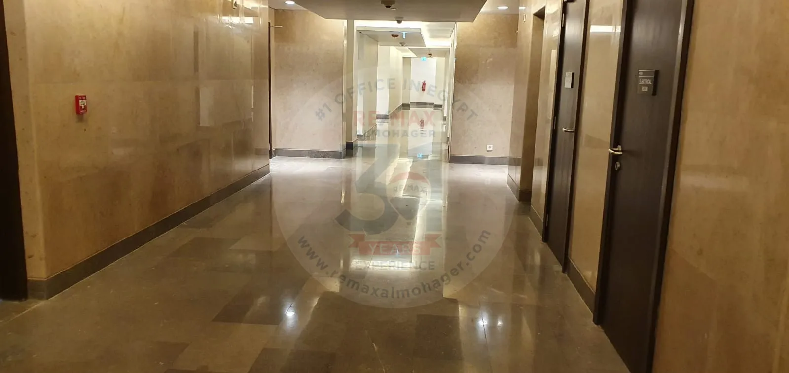 Office for sale in Portal Sheikh Zayed 149m  Office for sale in Portal Sheikh Zayed 149m