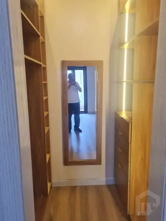 شقة تشطيب كامل في الباتيو اورو للبيع