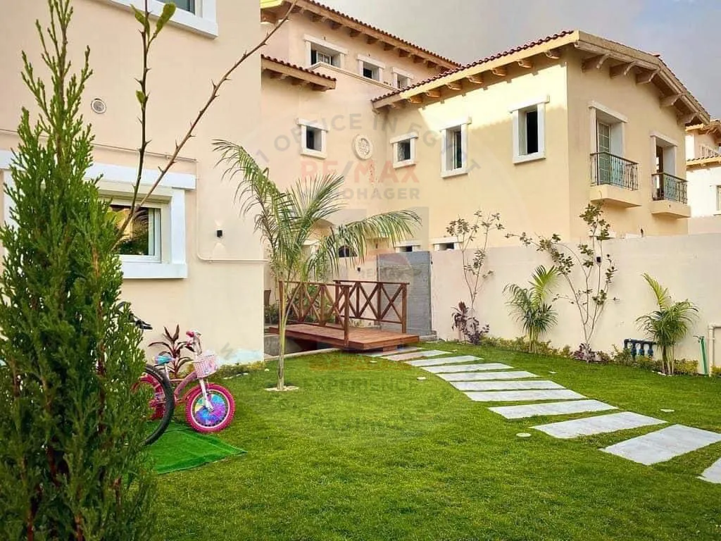 Townhouse for sale in the settlement