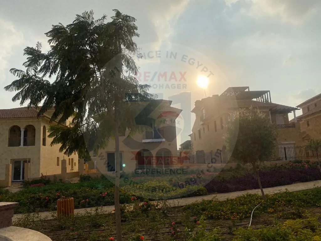 Villa for sale in Hyde Park, New Cairo
