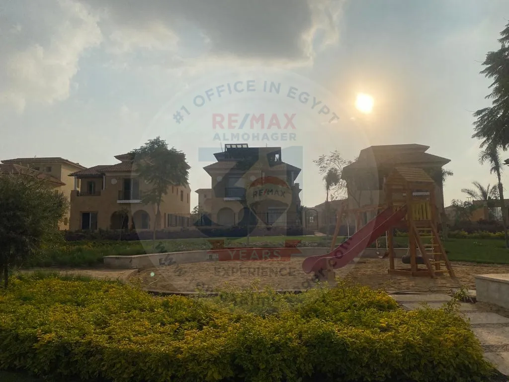Villa for sale in Hyde Park, New Cairo,