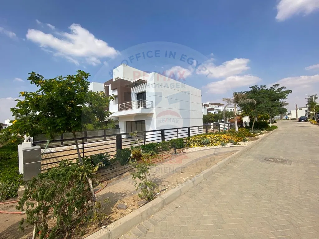 Townhouse for sale