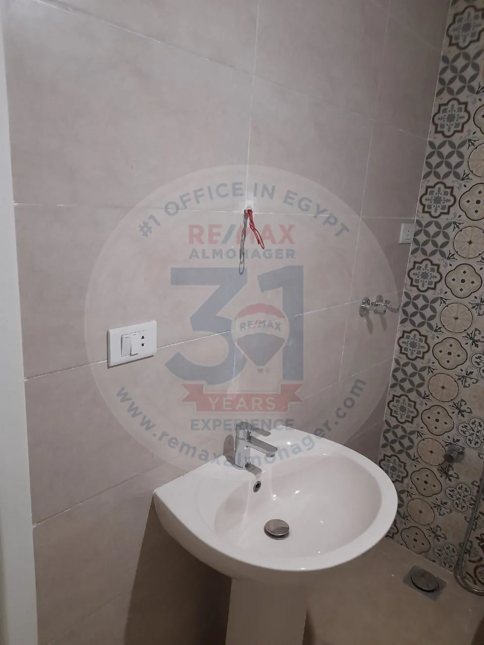 شقة للبيع مع غرفة ماستر بالمهندسين