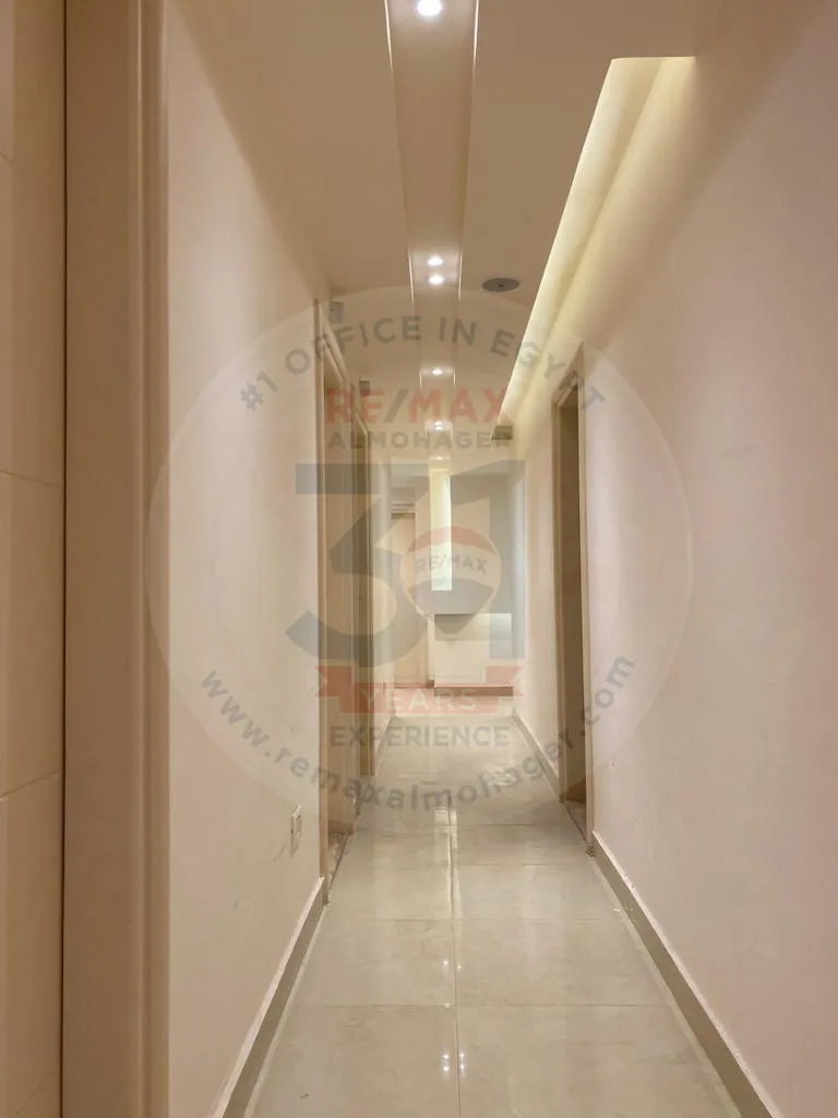 400 m clinic for sale