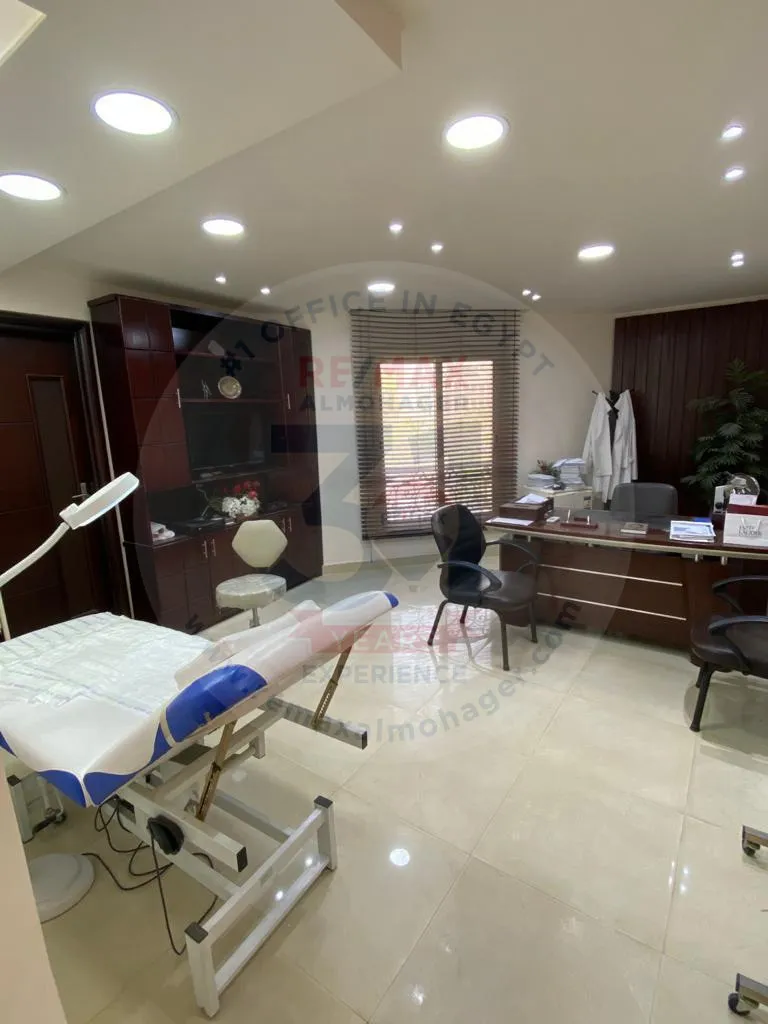 Apartment suitable as a medical center for sale in Heliopolis
