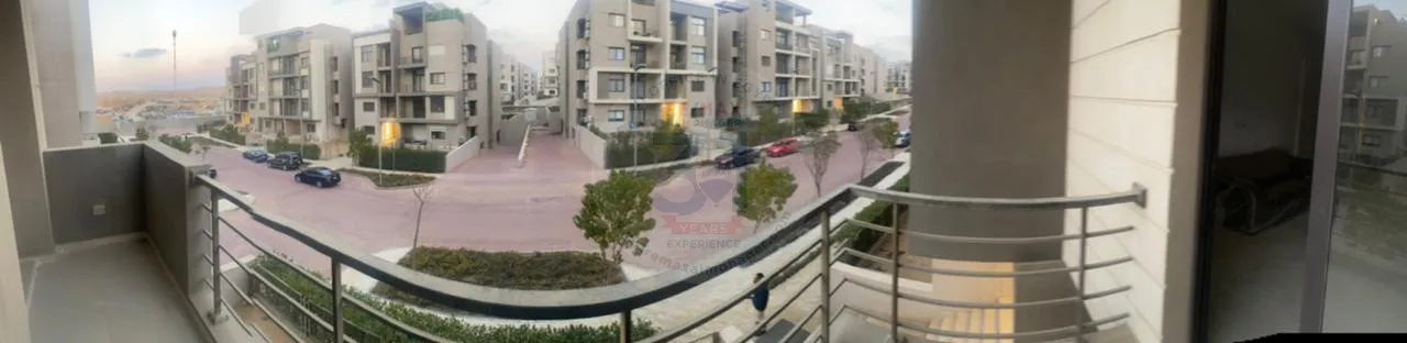 Fifth Square Apartments