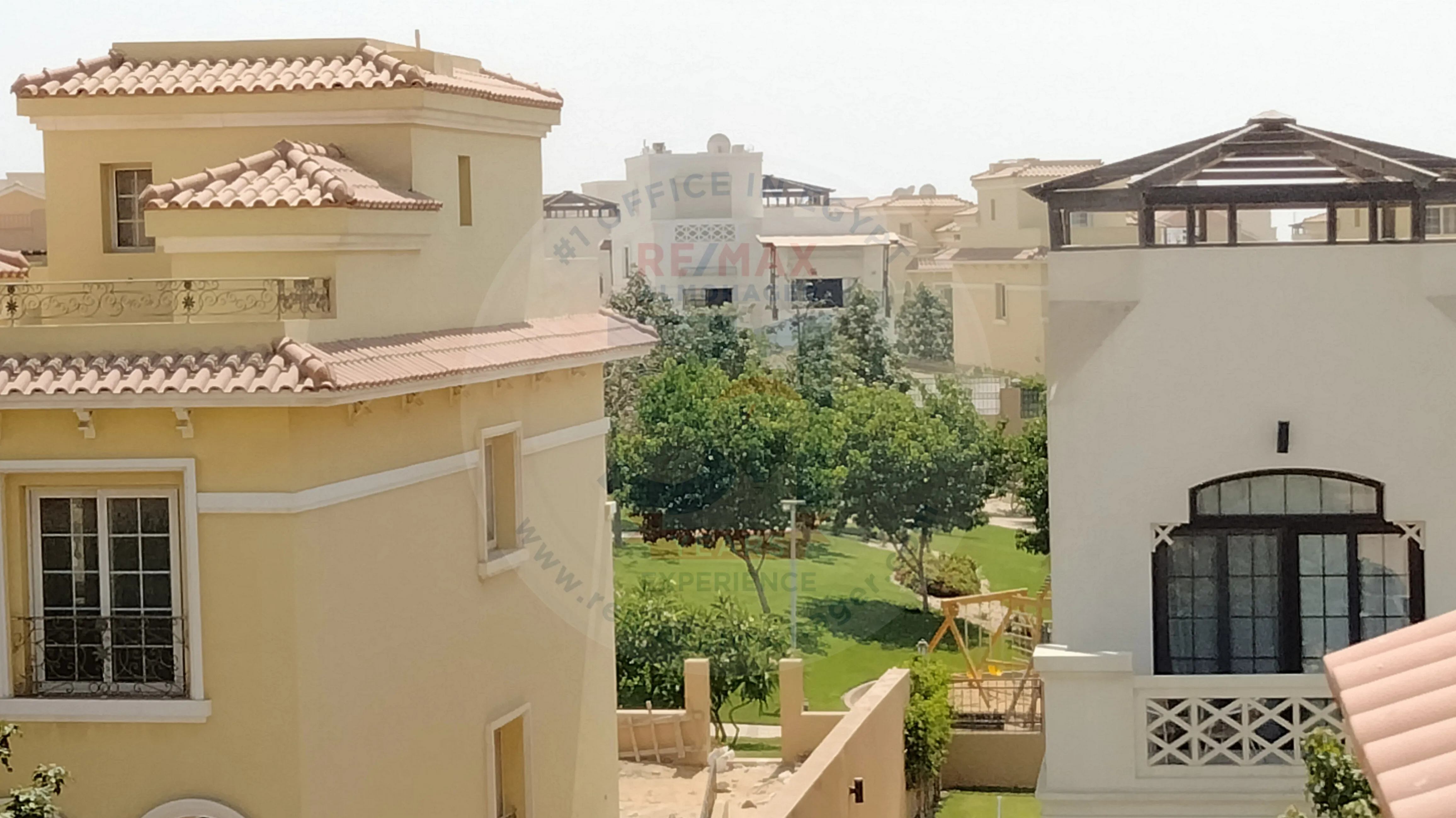 Villa for sale in Mountain View Hyde Park 420m