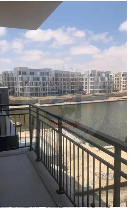 Finished Penthouse in First Floor for sale in  La Vista Bay