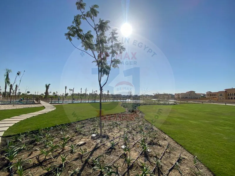 Villa for sale in Hyde Park