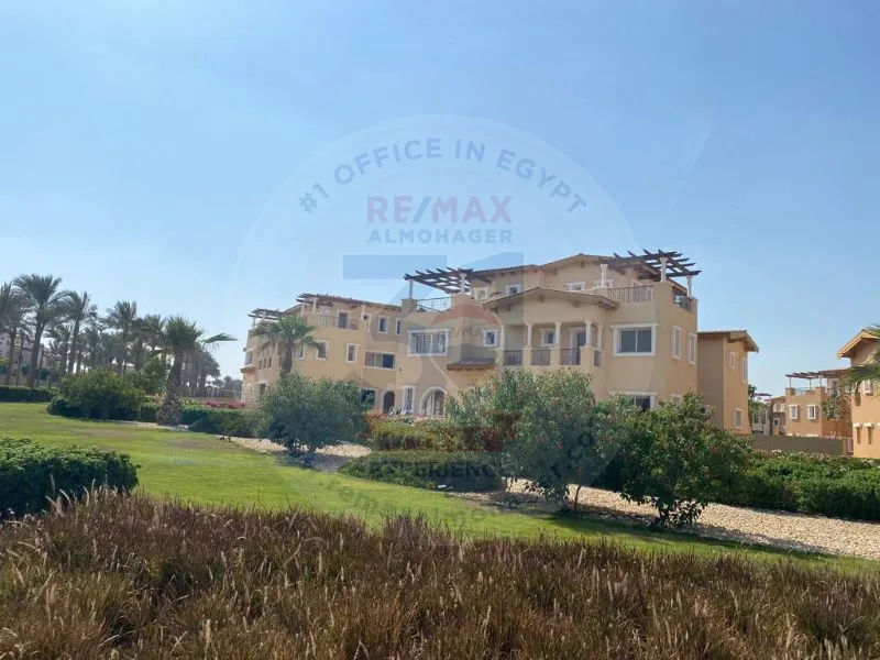 TWIN HOUSE 4BEDROOMS IN HYDE PARK