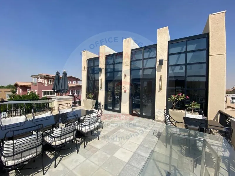 TWIN HOUSE 4BEDROOMS IN HYDE PARK