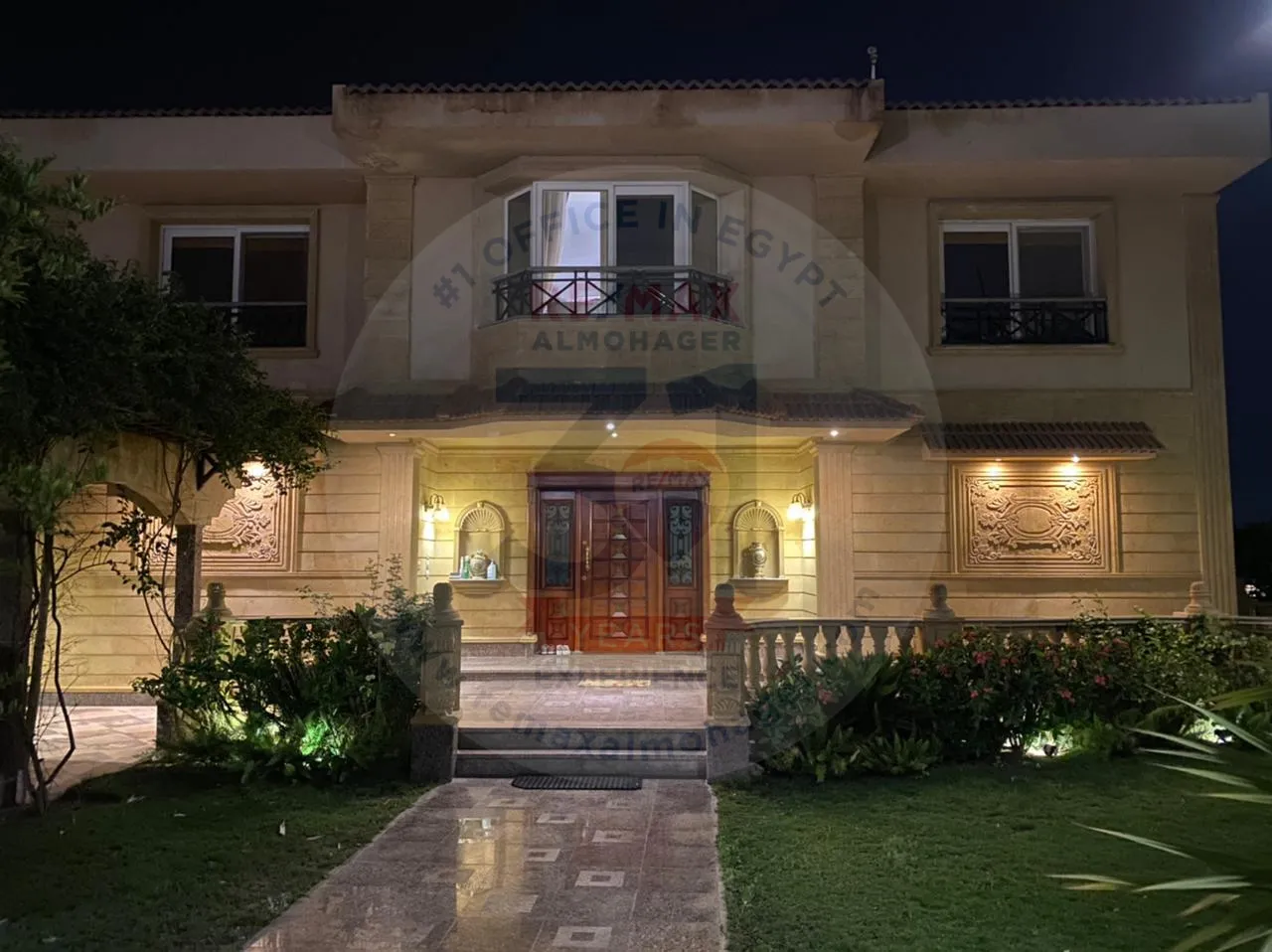 Villa 1095m in El-Rabwa for Sale