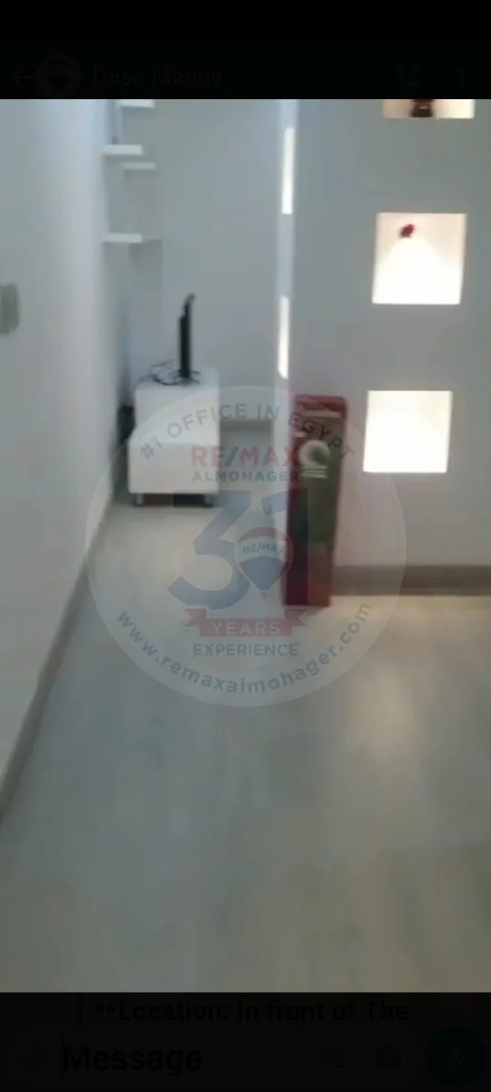 شقه للبيع  في العبور الحي الرابع 170متر سوبر لوكس
