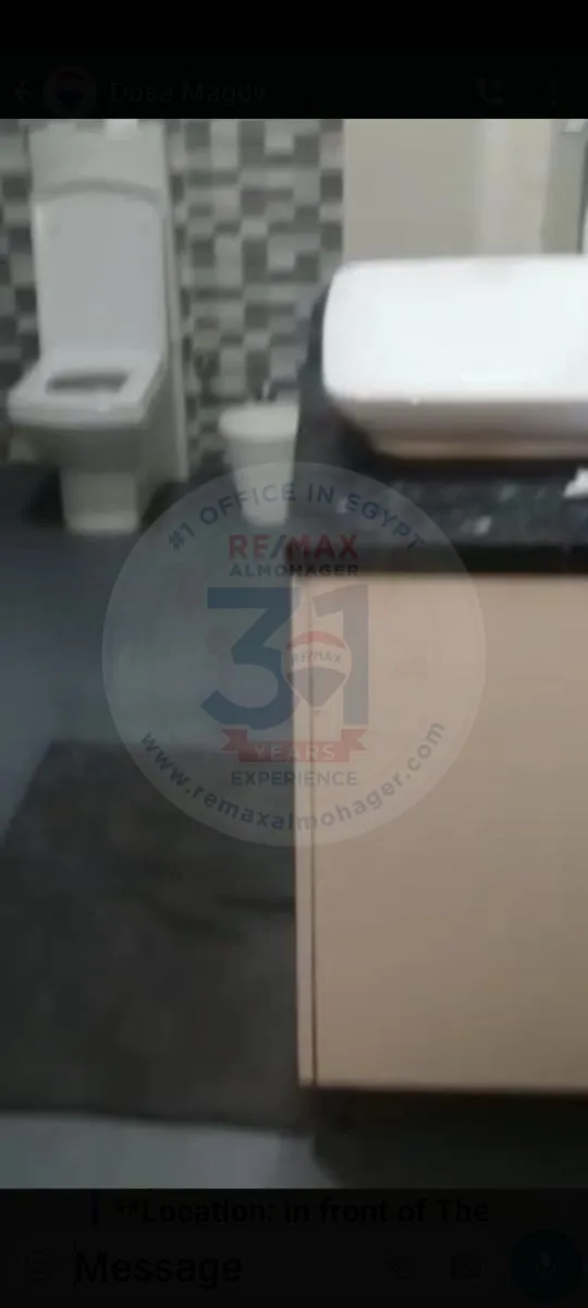 شقه للبيع  في العبور الحي الرابع 170متر سوبر لوكس
