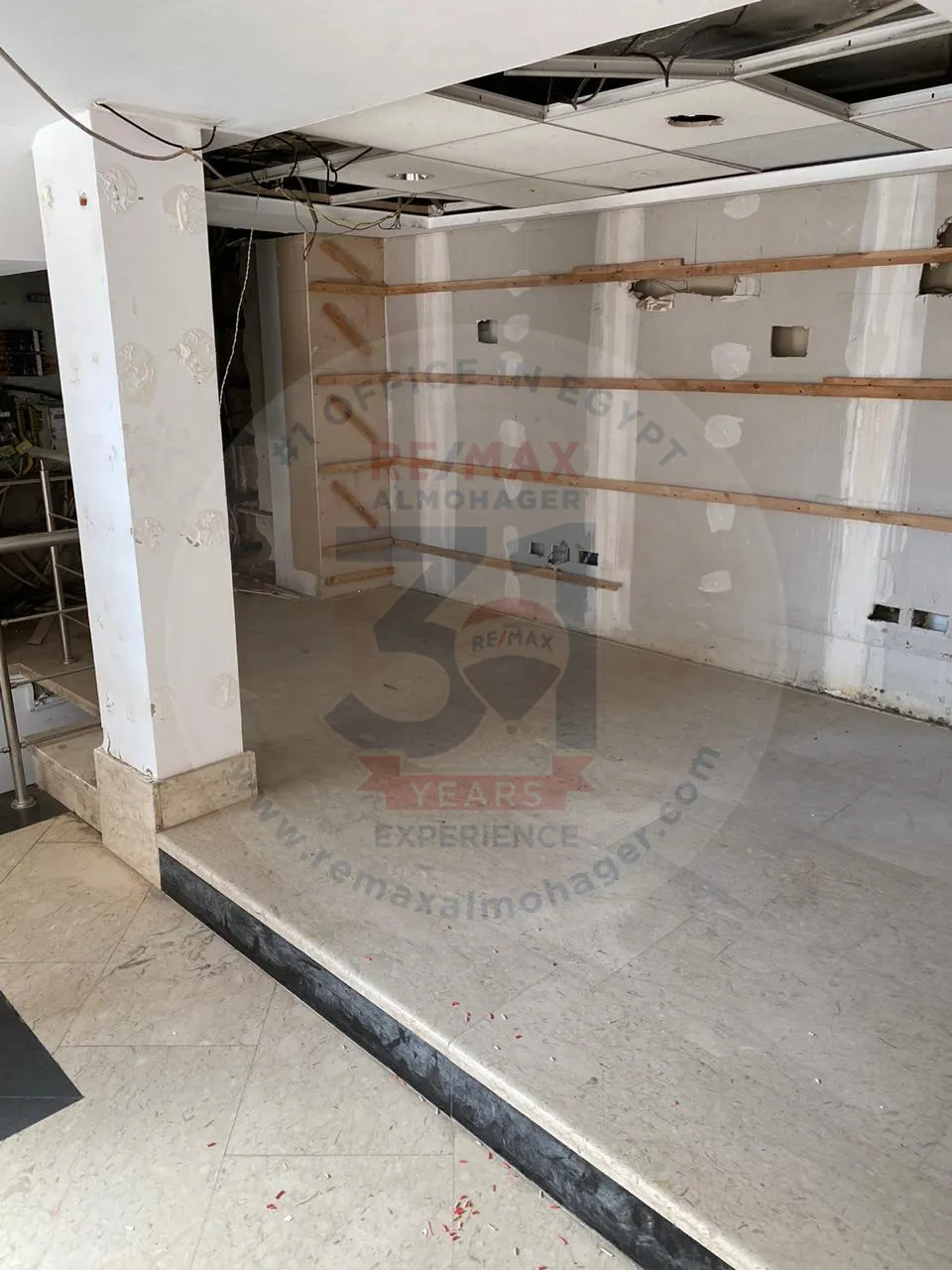 محل للبيع او الايجار بالمهندسين خلف نادي الصيد