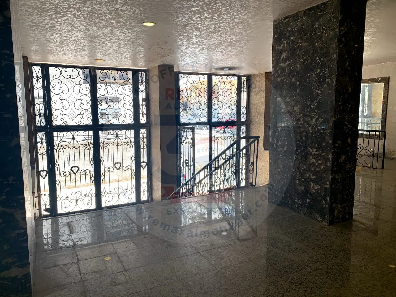 Apartment for sale directly on the Nile in Maadi