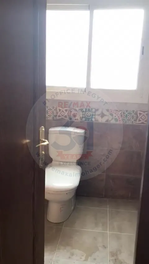 Villa for rent in Al Rabwa Compound in Sheikh Zayed - view on the golf