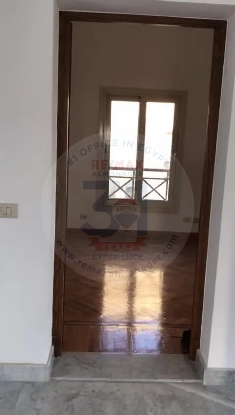 Villa for rent in Al Rabwa Compound in Sheikh Zayed - view on the golf