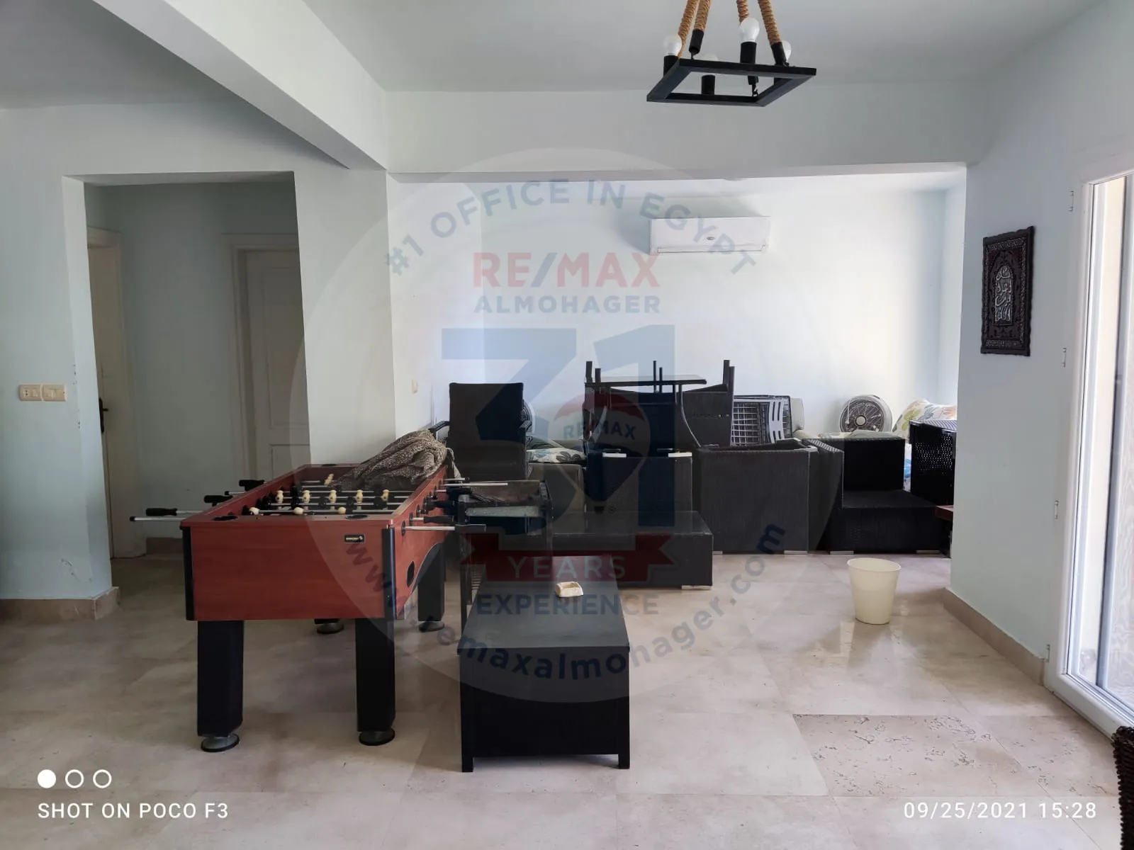 عقارات للايجار برأس الحكمة مطلة على البحر