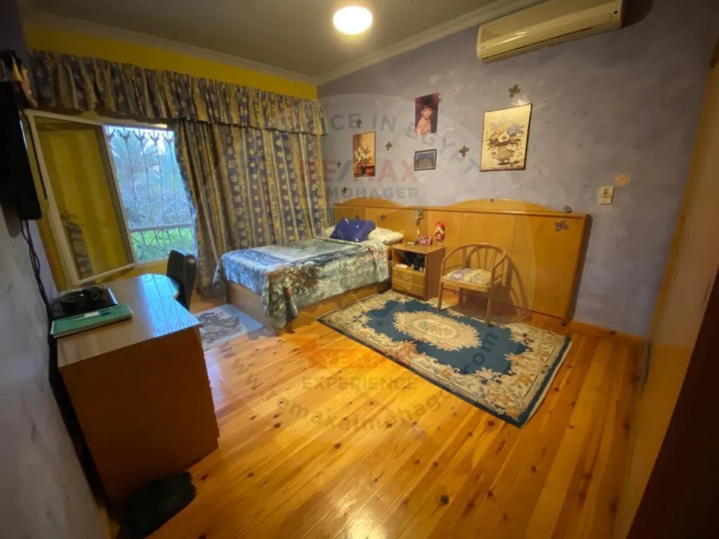 Villa with a private garden in al rehab