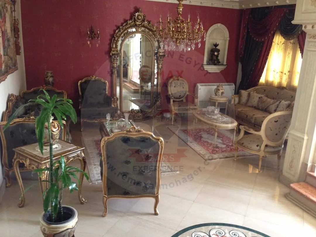 Apartment for sale in Dokki, Giza, 253 m