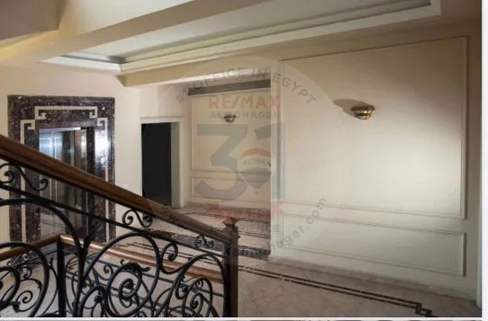 Palace for sale, Golf City, Obour, 2450 meters