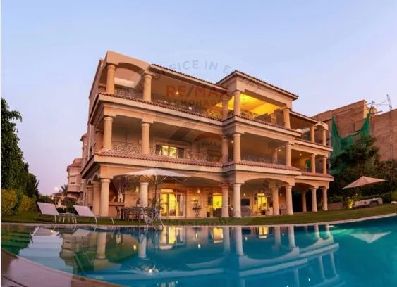 Palace for sale, Golf City, Obour, 2450 meters