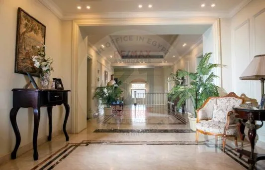 Palace for sale, Golf City, Obour, 2450 meters