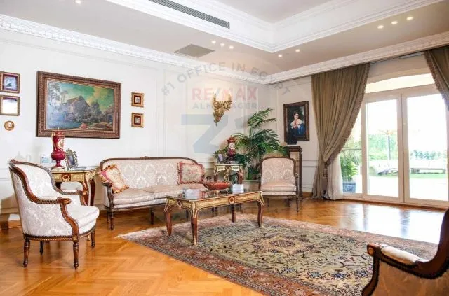 Palace for sale, Golf City, Obour, 2450 meters