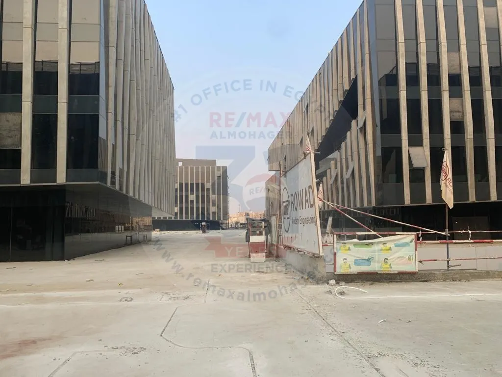 Office for rent in Eastown