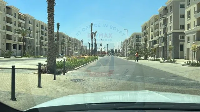 مكتب للايجار بموقع متميز في ميفيدا