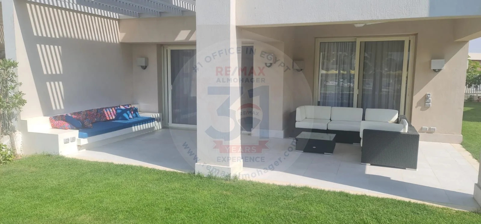 Chalet for sale pool view