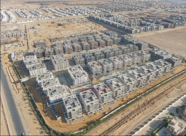 فيلا في كبوند ليك فيو