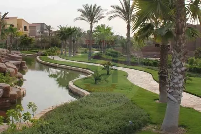 Luxury villa for rent in Swan Lake