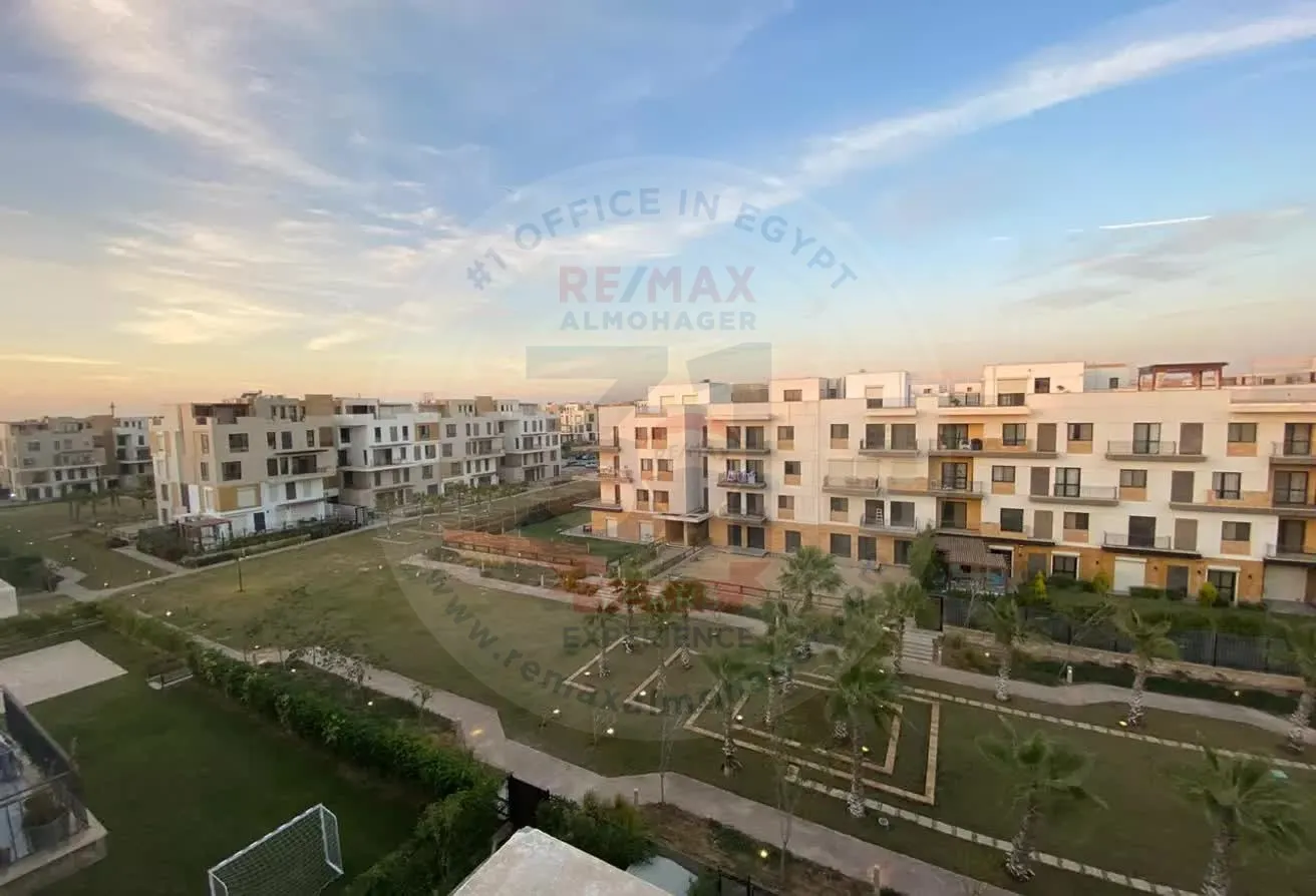 Townhouse for Sale in Westown