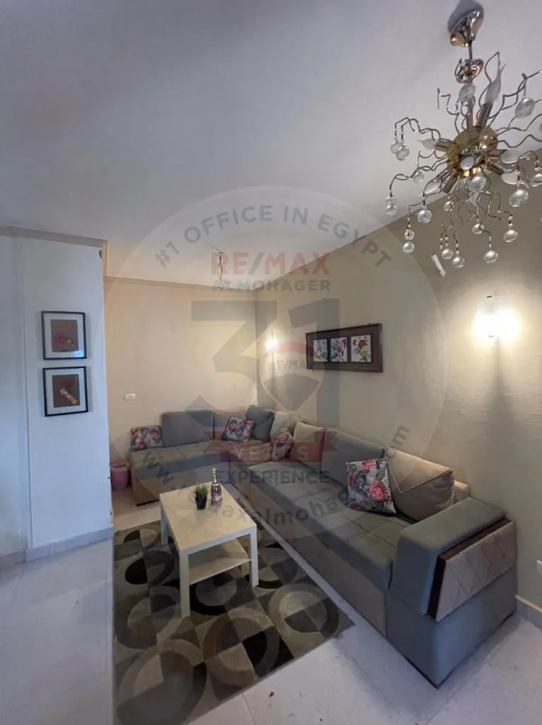 Apartment with roof for sale in Fifth Settlement