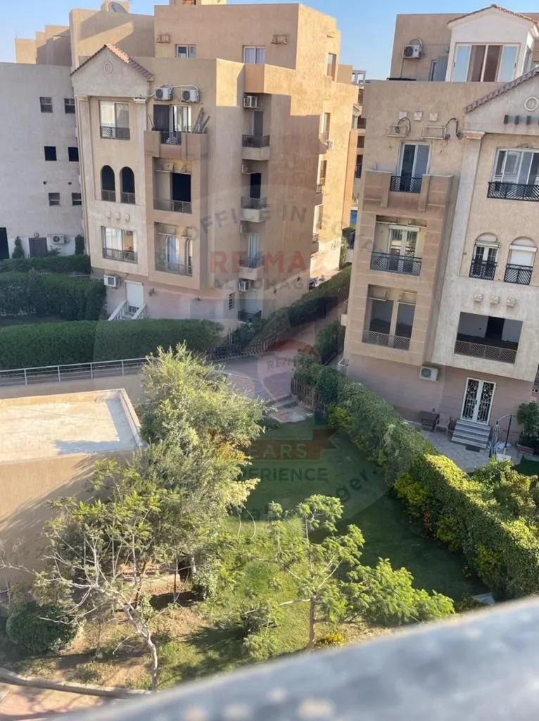 Roof apartment for sale in 5th settlement