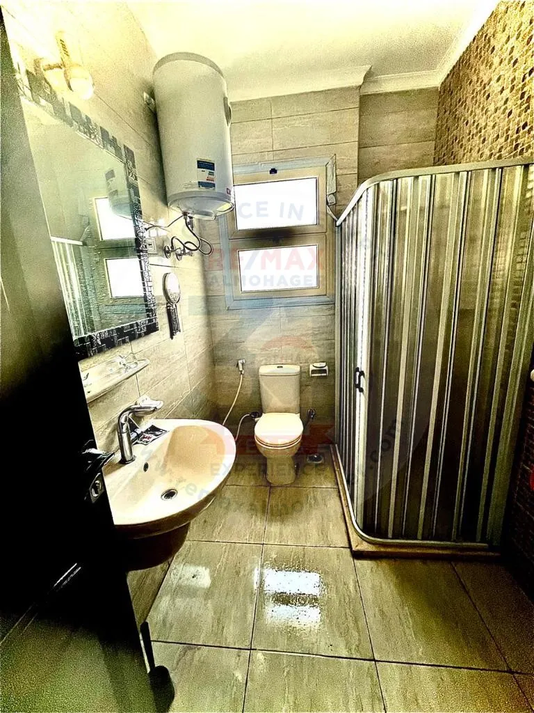 Apartment with roof for sale in Fifth Settlement