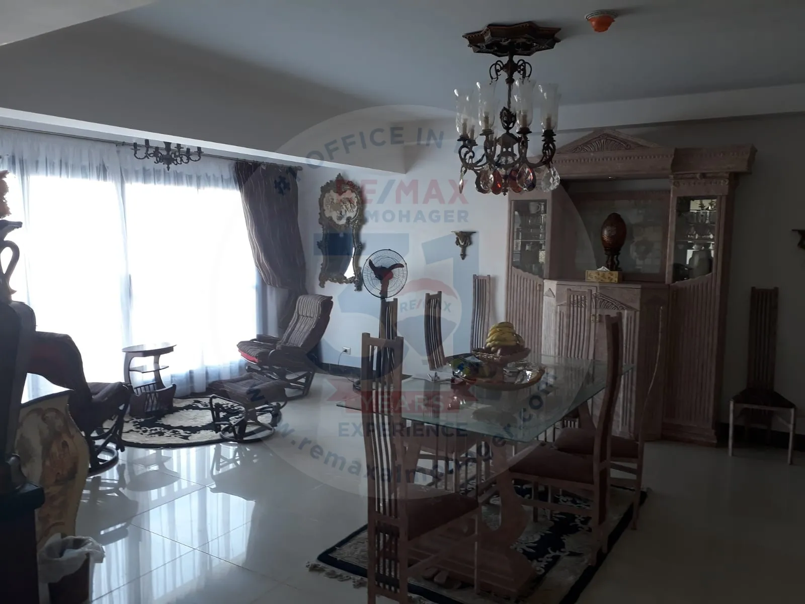 Apartment 300 M for sale 90th street view