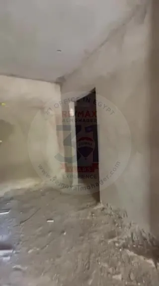 Apartment in Al Khamayel