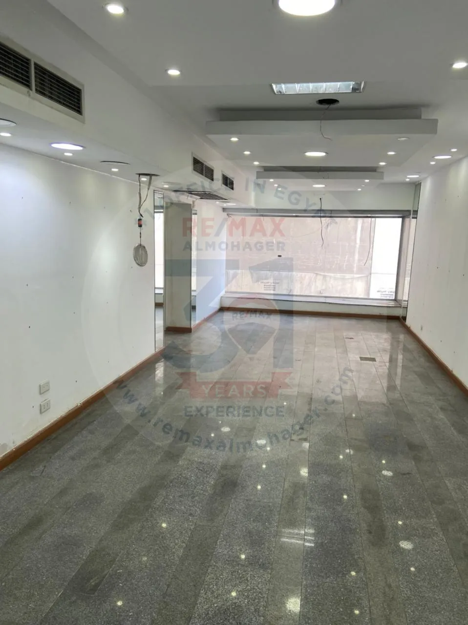 Shop for sale or rent in Obour Buildings,Nasr City