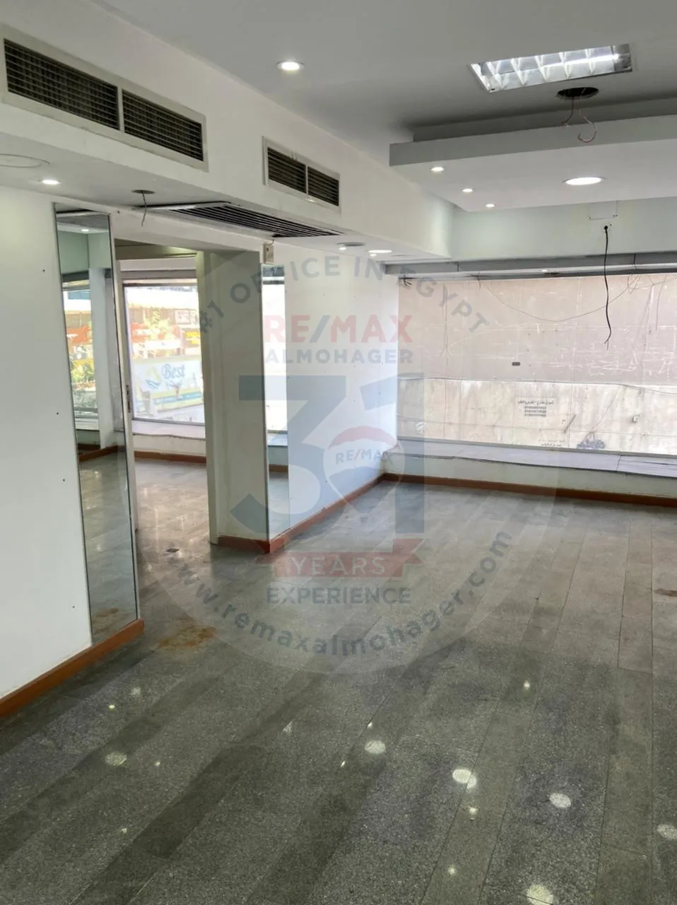 Superlux for sale in Salah Salem