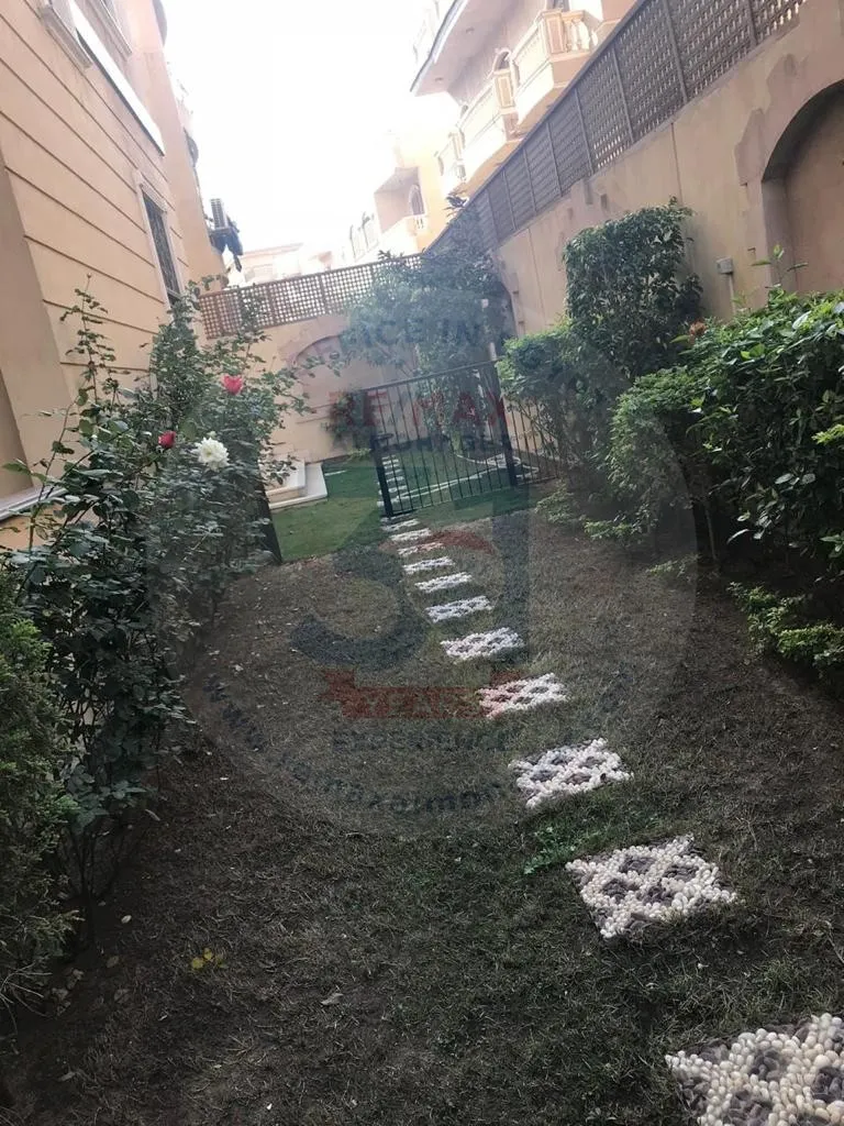 للبيع فى التجمع فيلا سوبر لوكس موقع مميز